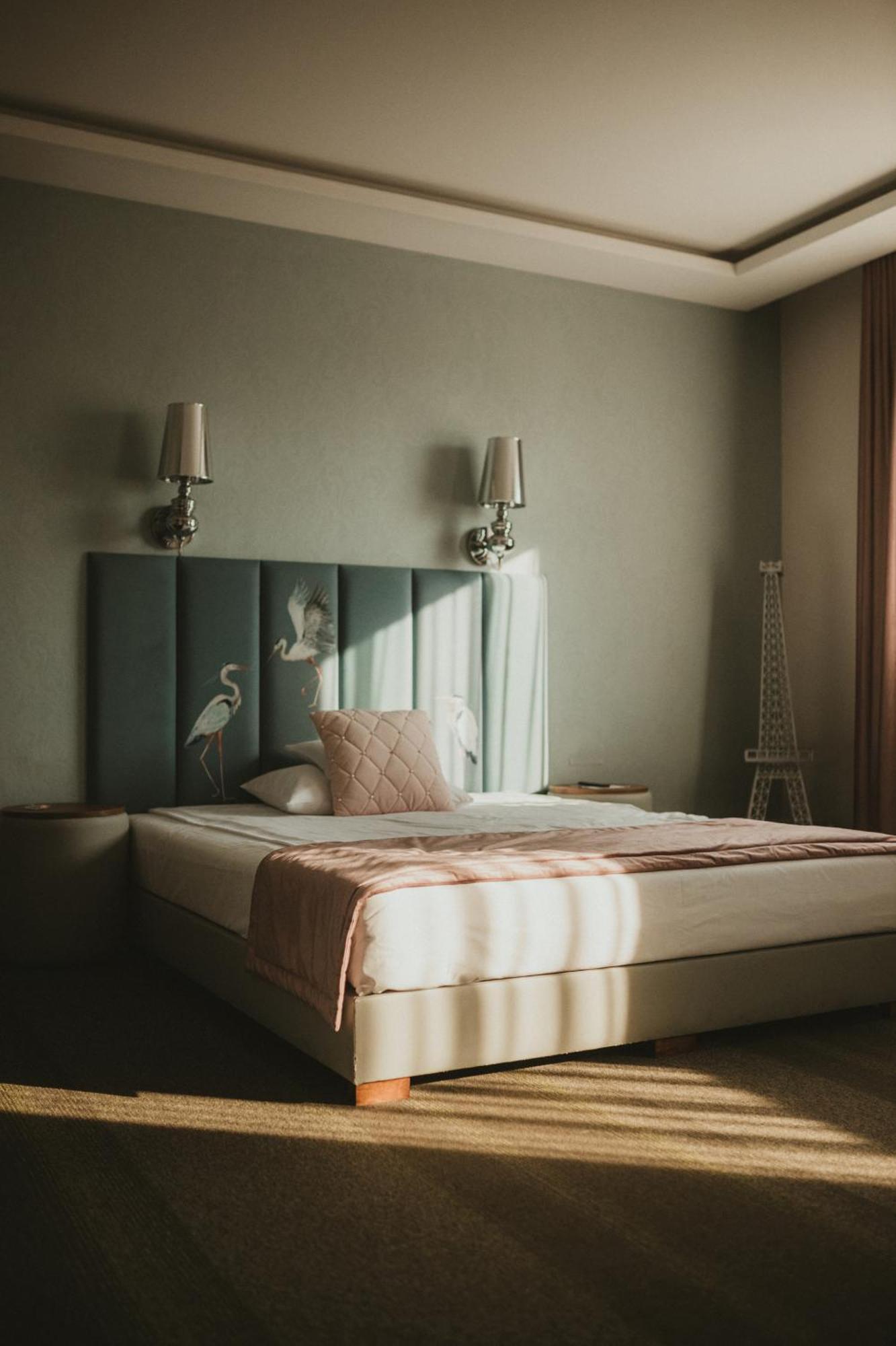 שייראדז Hotel Wroblewscy מראה חיצוני תמונה