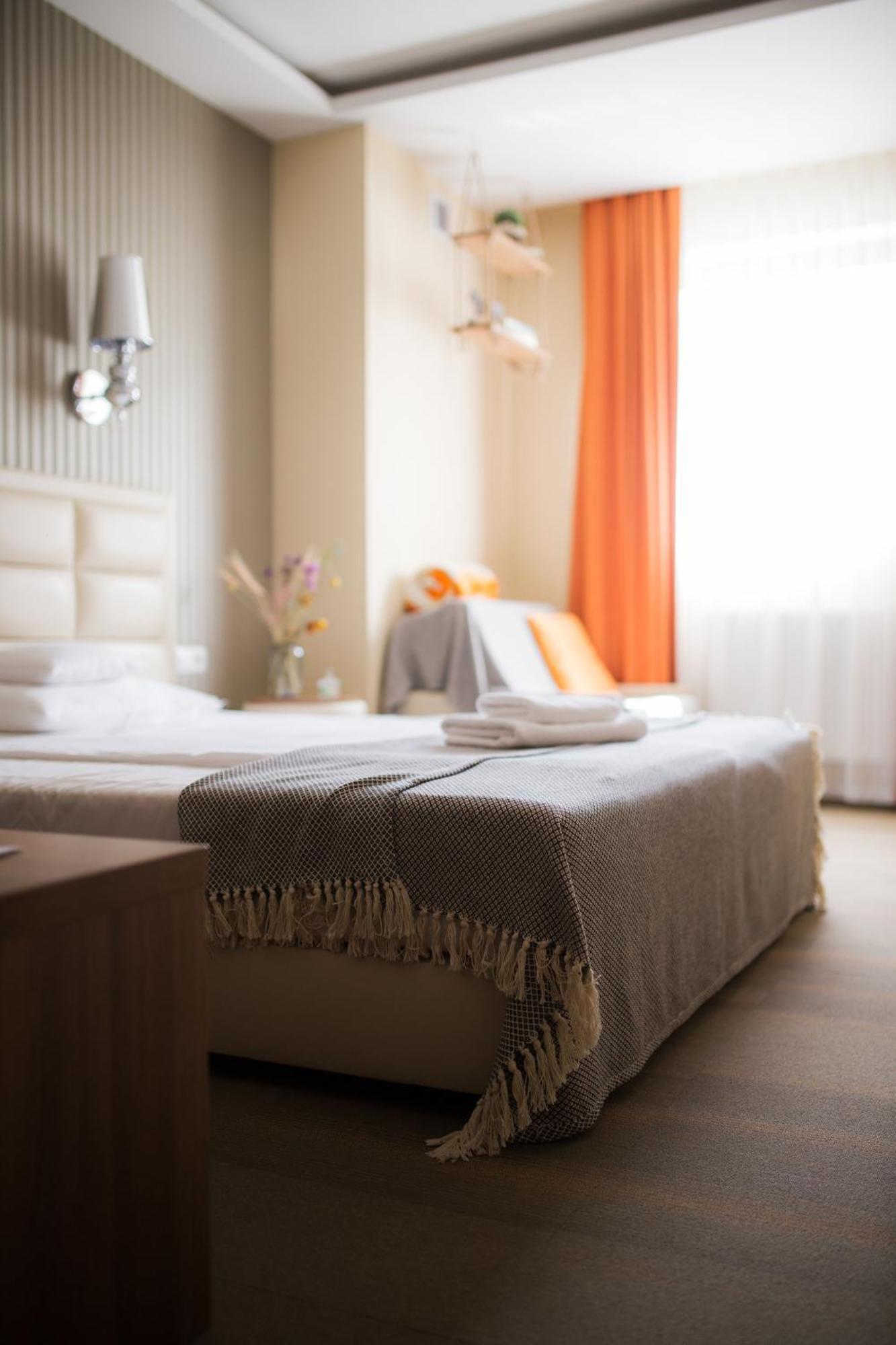 שייראדז Hotel Wroblewscy מראה חיצוני תמונה